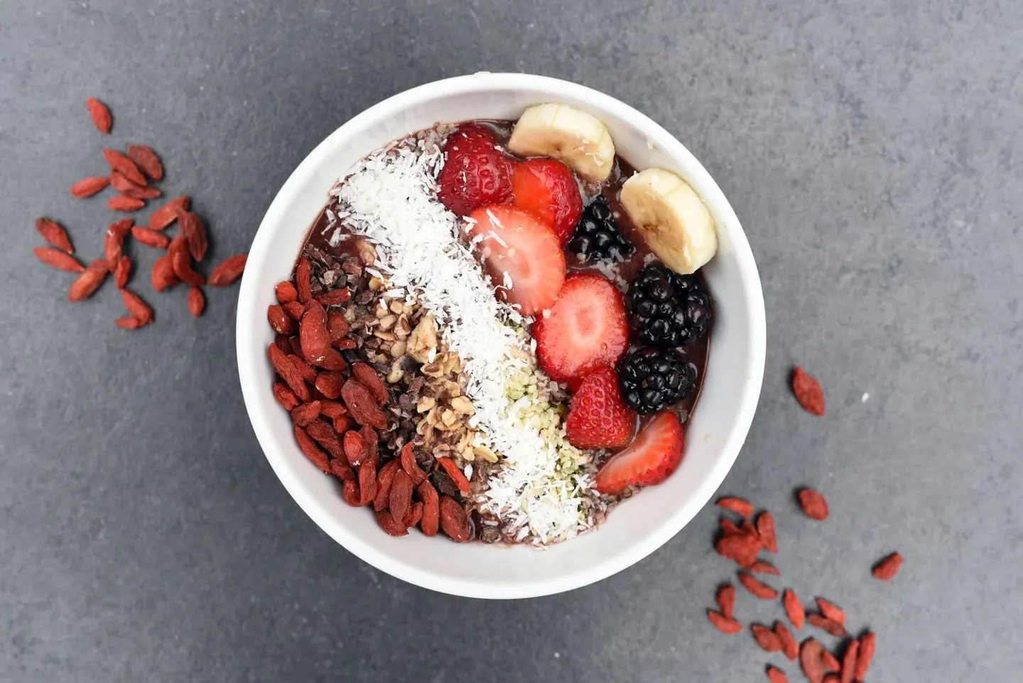 Goji Berries, for a Brighter Breakfast