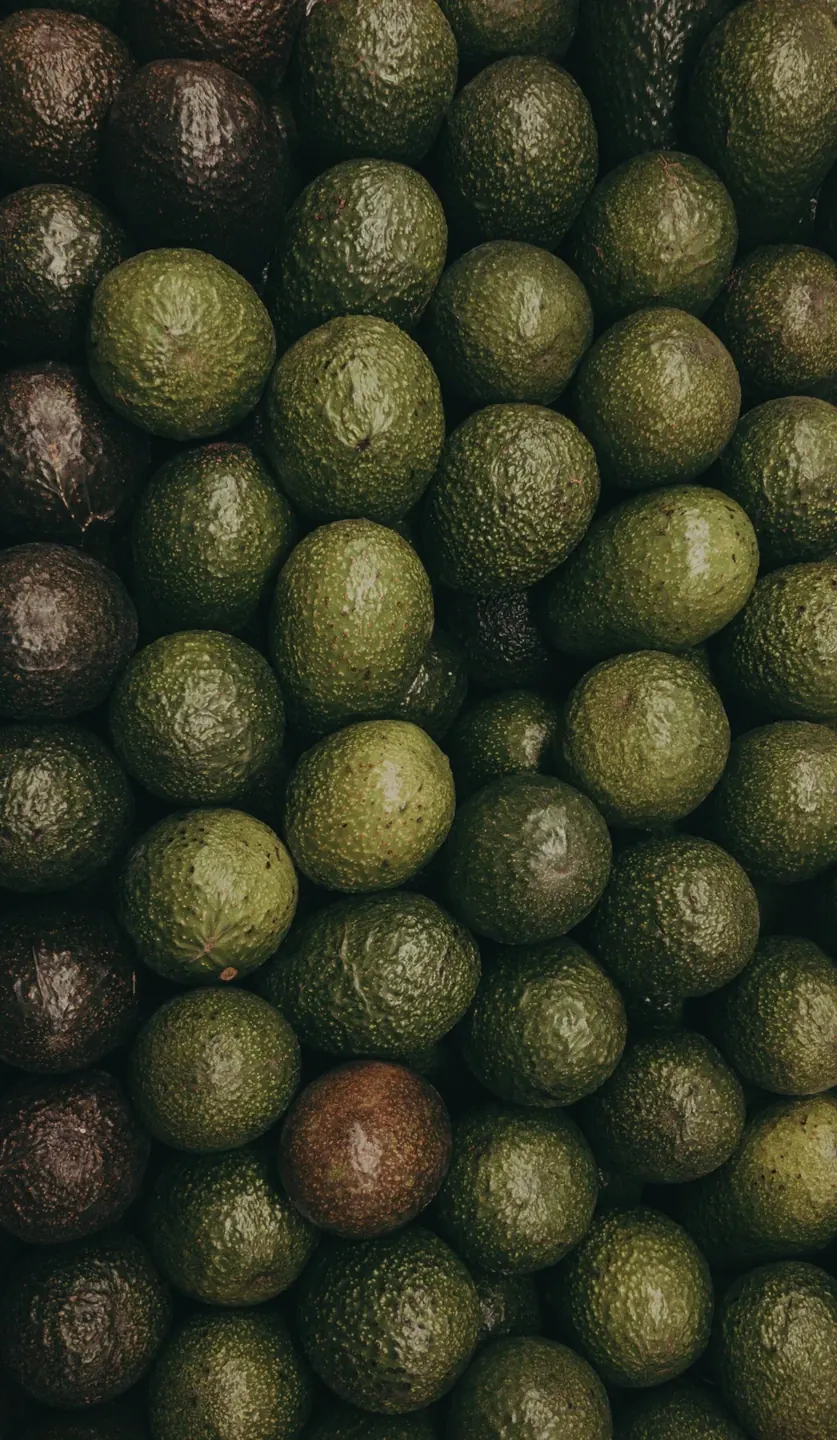 The Avocado Snack, Plus a Very Green Smoothie